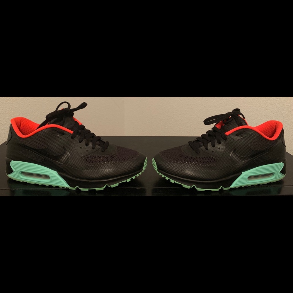 Nike Air Max ID Air Yeezy Custom Color